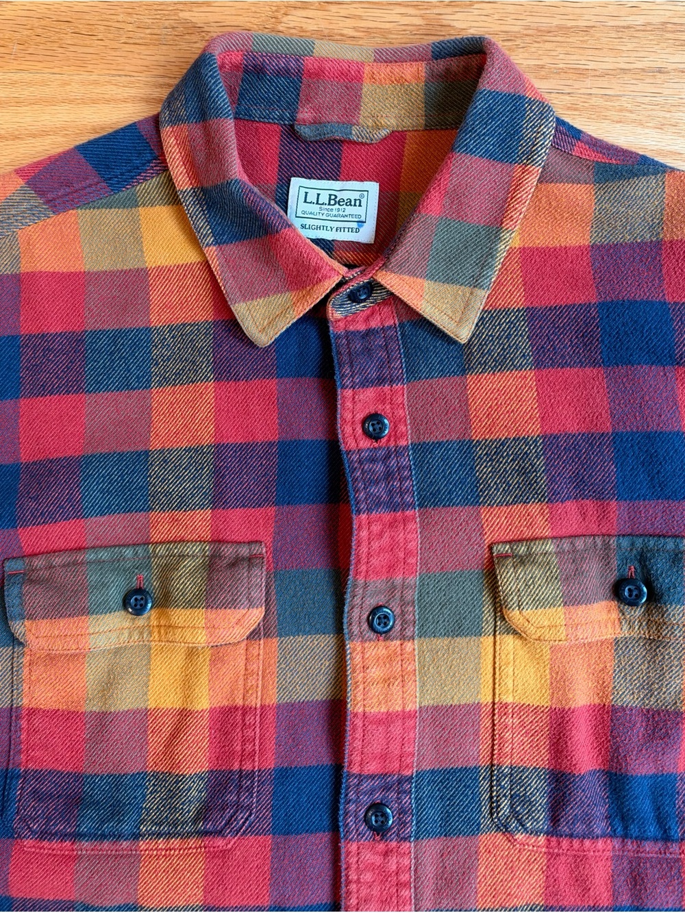 L.L. Bean Men's Red/Blue Multi Plaid Flannel Shirt Organic Cotton - Picture 2 of 5